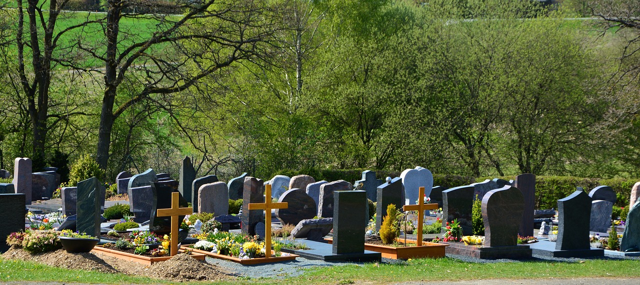 Vandalismus auf dem Friedhof Assenheim