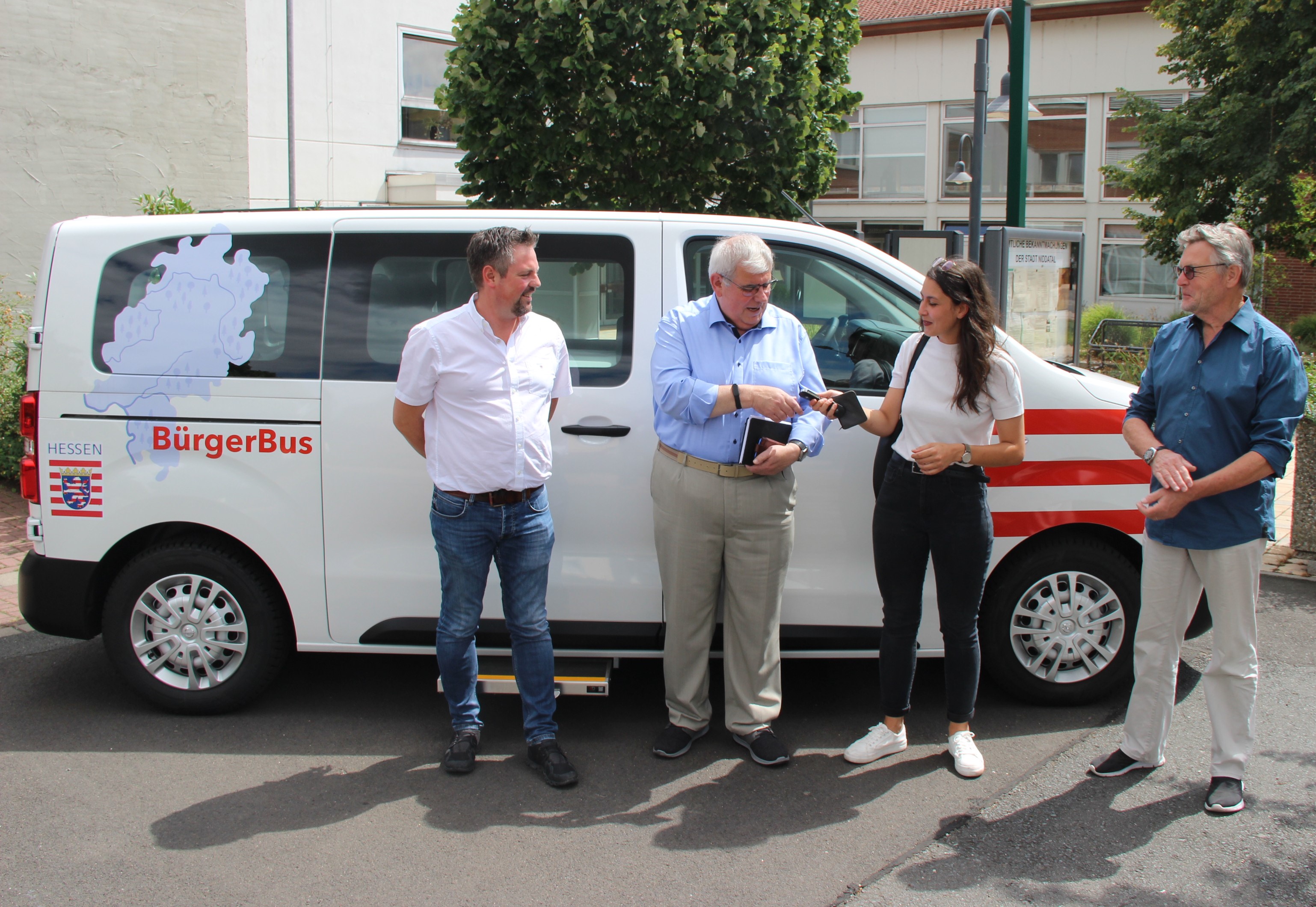 Übergabe Bürgerbus 