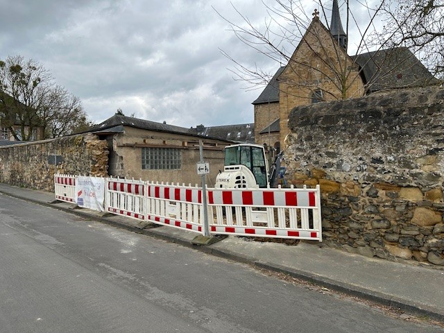 Neue Zufahrt zum Haus St. Gottfried